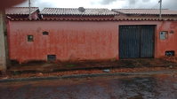 Casa com 2 Quartos e Área de Serviço em Pedras Grandes