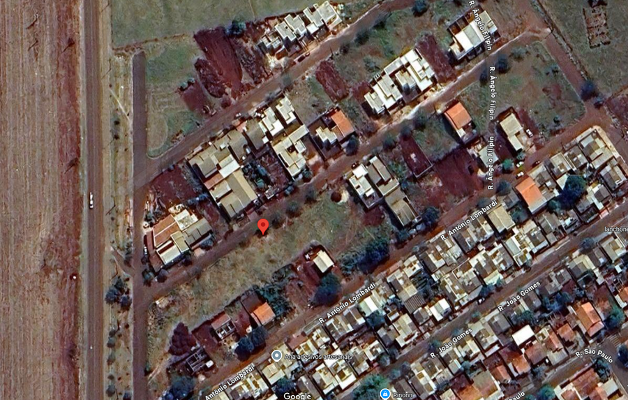 Terreno desocupado com 200m² em excelente localização