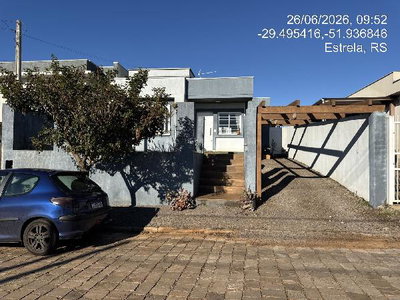 Casa com 2 quartos e 50,44 m², desocupação não informada