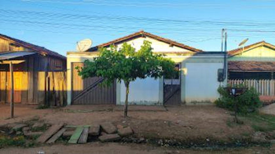 Casa com 3 dormitórios e 3 banheiros em Bragantino - São Domingos do Araguaia/PA