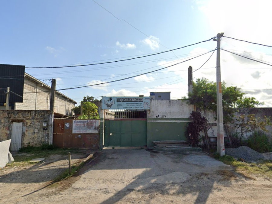 Imóvel Comercial com 1030m² de Terreno em Lauro de Freitas/BA