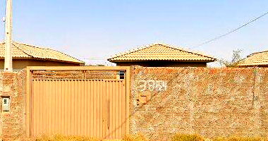 Casa aconchegante com 2 quartos e área construída de 42,74 m², ocupada