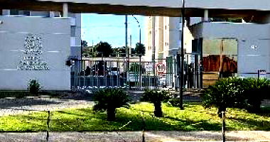 Apartamento com 2 Quartos e 1 Vaga em Araraquara/SP