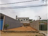 Terreno de 410,7m² em leilão com matrícula oficial