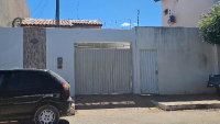Casa em Ibotirama/BA com 2 quartos e 1 vaga