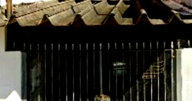 Casa com 90,40m² construídos - Ocupado