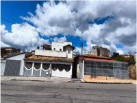 Conjunto de 4 casas com garagem e área gourmet em Caeté/MG