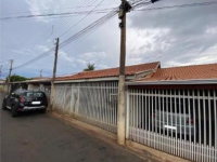 Casa em condomínio com 86m², 2 quartos, ocupada