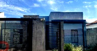 Casa em Ourinhos com 2 quartos e 1 vaga