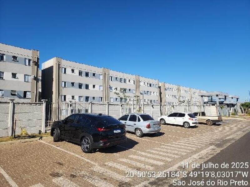 Apartamento com 2 quartos em São José do Rio Preto/SP