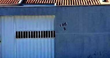 Casa aconchegante 45m² com 1 vaga de garagem