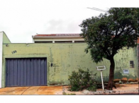 Sobrado 3 dorms, 2 suítes, piscina e garagem p/2 carros - Araraquara/SP