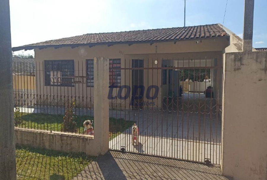 Casa em Curitiba com 456m² de Terreno