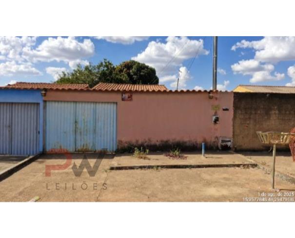 Casa em Santo Antônio do Descoberto/GO com 2 quartos