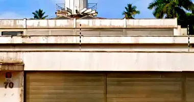 Sobrado de Luxo com 973m² e Terreno de 1.500m² na Praia do Pernambuco