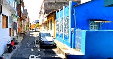 Prédio com 3 quartos e 4 banheiros, 2 pavimentos, 345,6 m²