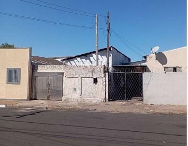 Casa com 82m², 132m² de terreno, Jd. Cruzeiro do Sul