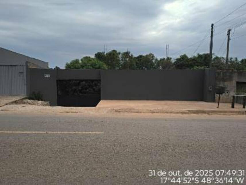 Casa com 178m², 3 quartos, ocupada, em Caldas Novas