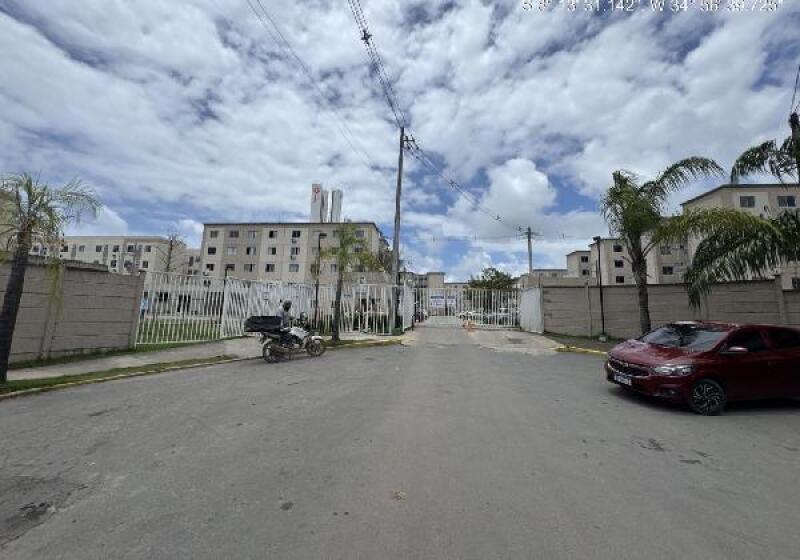 Apartamento com 2 Quartos e Vaga em Condomínio