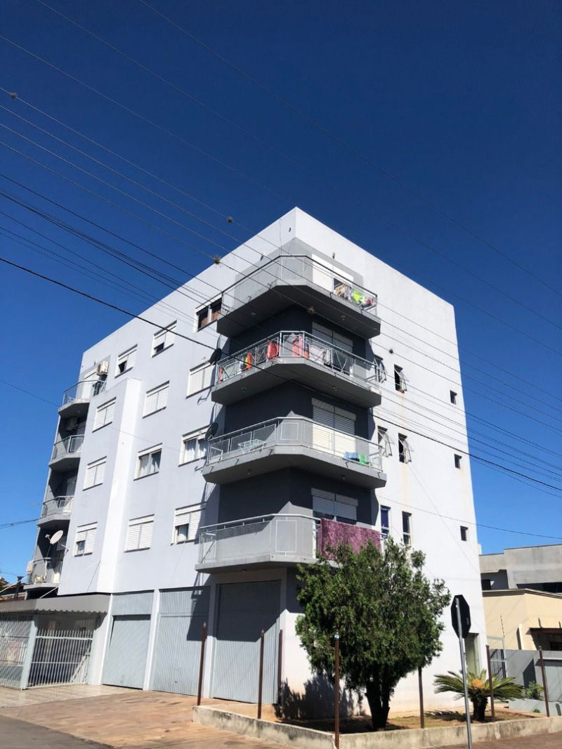 Apartamento com 3 quartos e 2 banheiros em Passo Fundo