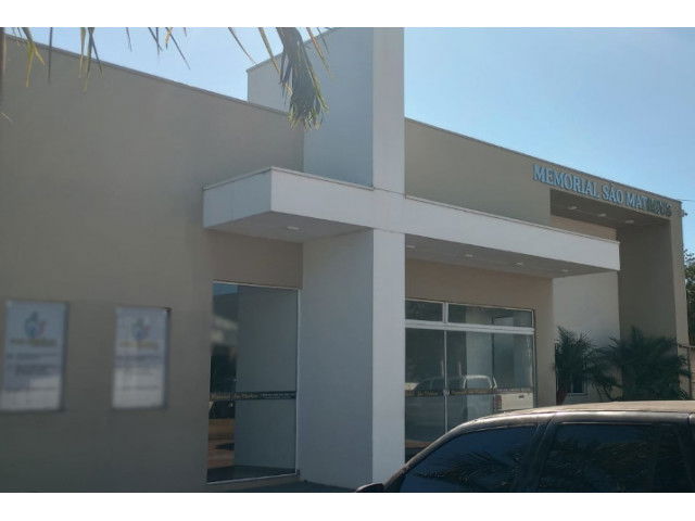 Prédio Comercial em Terreno de 900m²