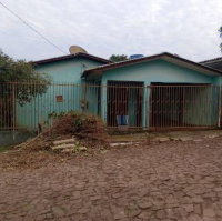Casa 3 quartos, 2 banheiros, 111m² construídos em 150m² de terreno