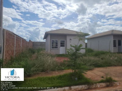 Casa 2 Quartos com 1 Banheiro e 43,85 m²