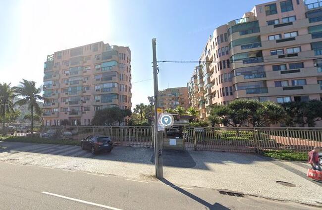 Apartamento de 58m com 1 vaga em Barra da Tijuca