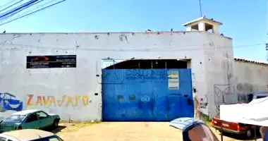 Prédio Comercial em Osvaldo Cruz/RJ com Terreno e Construções