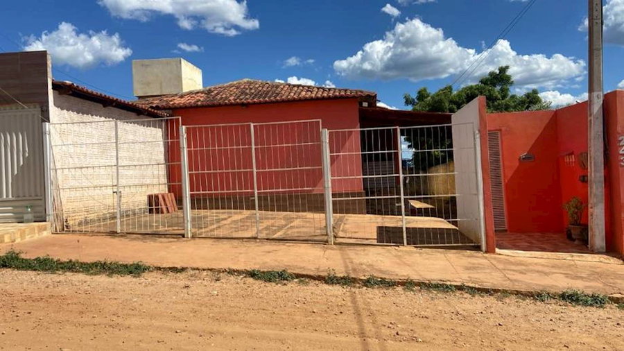 Casa Ocupada com 2 Quartos e 1 Banheiro em Salgueiro/PE