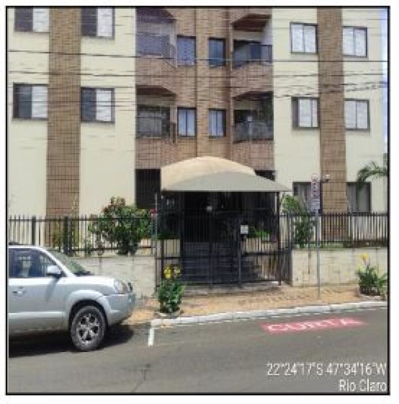 Apartamento amplo 161,5m² com 2 vagas de garagem