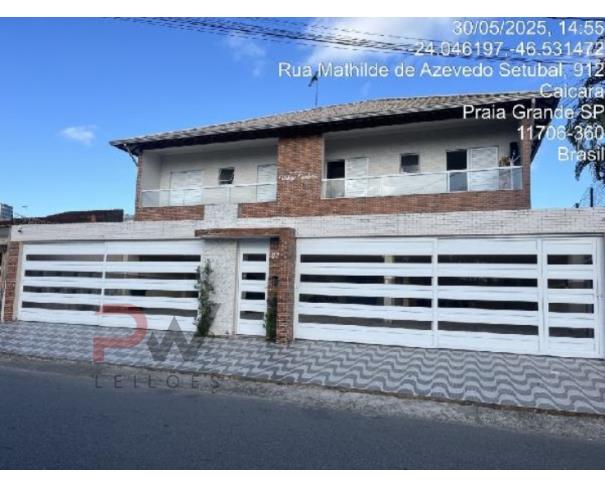 Casa em Praia Grande/SP - 2 Quartos, 2 Banheiros