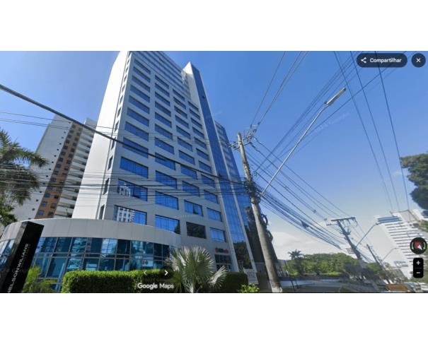 Sala Comercial com 32,74m² e 1 Vaga de Garagem