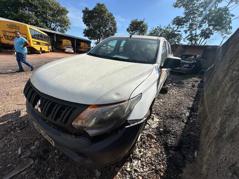 Mitsubishi L200 Triton SPT GL 2019 Branca
