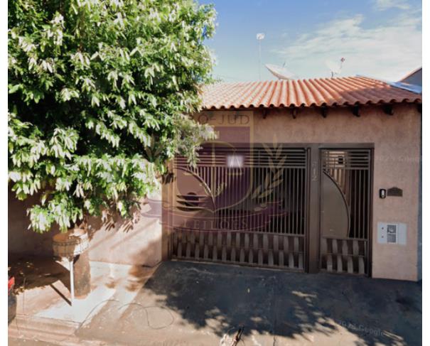 Casa com 2 Dormitórios e 3 Vagas em Três Fronteiras