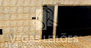 Casa com 250 m² na Rua Rosa Del Monte, Franca/SP
