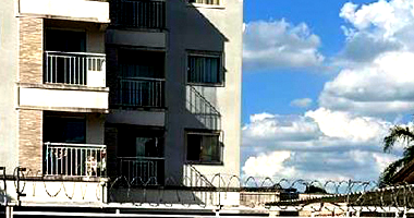 Apartamento com 1 Vaga em São José dos Pinhais - PR