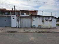 Casa com 2 Quartos e 2 Vagas no Barroso