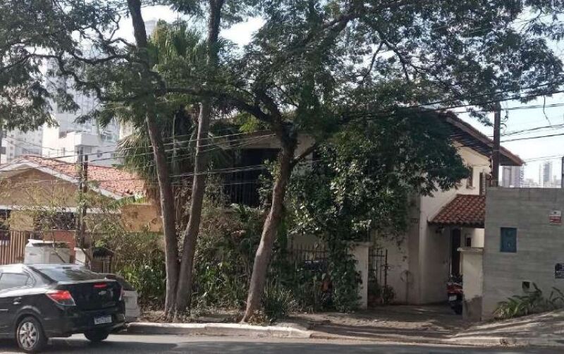 Casa com 4 dormitórios e 1 suíte na Vila Madalena