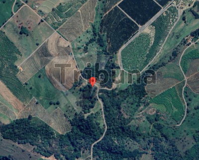 Sítio Santa Cruz com 8,4 hectares em Monte Alto