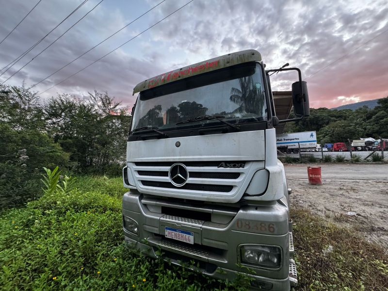 Caminhão Trator M.BENZ/AXOR 2540 S - Ano 2008