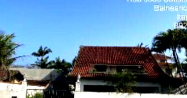 Casa Ocupada no Centro de Itapoá com 200m²