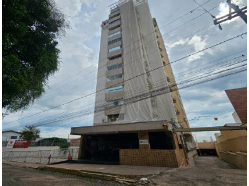 Apartamento com 2 quartos, 2 vagas, 235,50m² útil