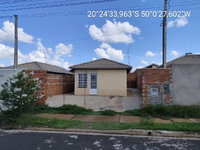 Casa 2 quartos, 1 banheiro, 2 vagas, 45,47m² construída, desocupada