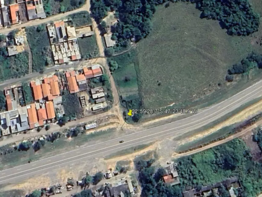 Terreno com 257,78m² em Capivari