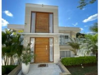 Casa com 5 suítes em condomínio, 790m² construídos