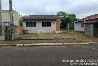 Casa com 1 quarto, 1 banheiro e 1 vaga de garagem