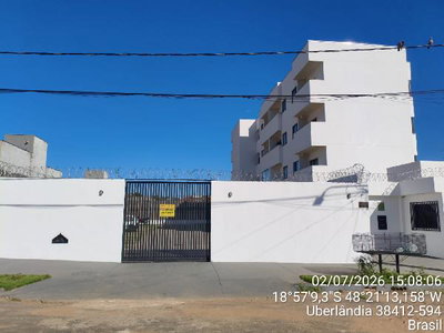 Apartamento com 1 Quarto e Vaga em Uberlândia