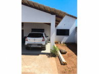 Casa com 126m², 2 quartos e suíte, ótimo estado