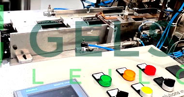 Máquina de soldar elástico de máscara tripla - INOVTE